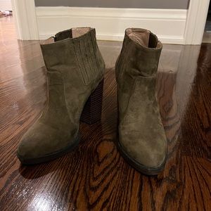 Darn Green Heeled Boots 7.5